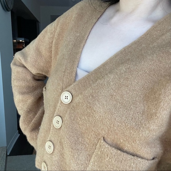 Zara tan color cropped cardigan - Picture 3 of 8